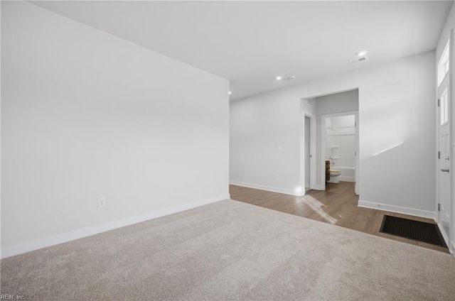 109 Backwoods LN, Moyock, NC 27958