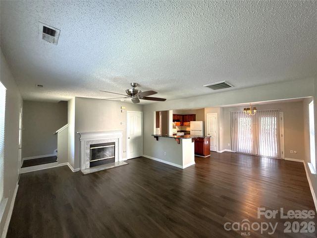 1601 Elk Creek Court, Charlotte, NC 28214