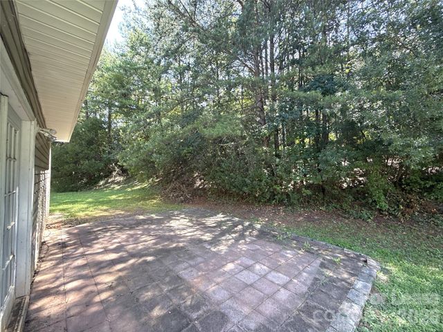 1601 Elk Creek Court, Charlotte, NC 28214