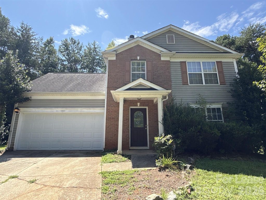 1601 Elk Creek Court, Charlotte, NC 28214