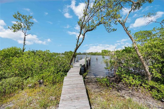 1470 BAYSHORE DRIVE, Terra Ceia, FL 34250