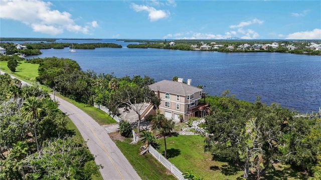 1470 BAYSHORE DRIVE, Terra Ceia, FL 34250