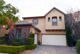 5 Dos Rios, Irvine, CA 92602