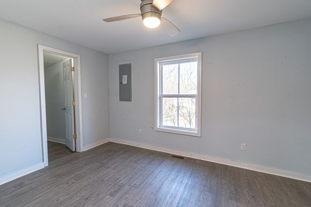 810 Central Ave, Clarksville, TN 37040