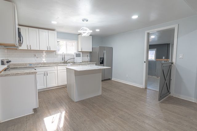 810 Central Ave, Clarksville, TN 37040