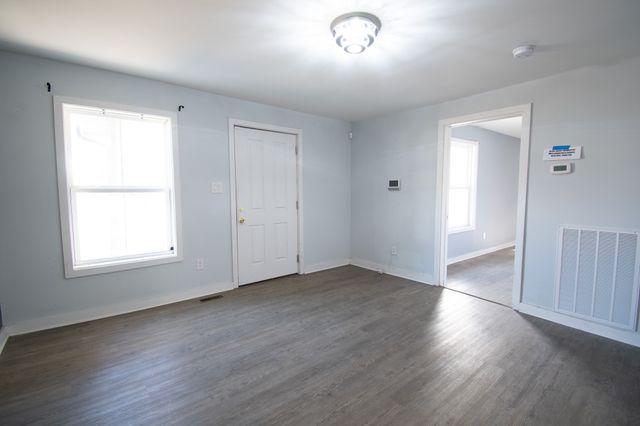 810 Central Ave, Clarksville, TN 37040