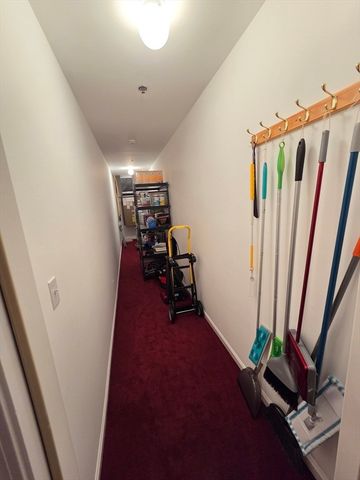 968 Geraldine St 1A, New Bedford, MA 02740