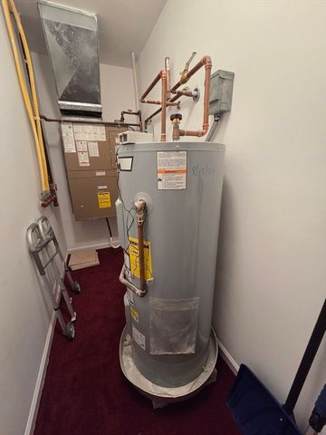 968 Geraldine St 1A, New Bedford, MA 02740