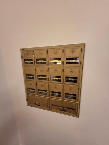 968 Geraldine St 1A, New Bedford, MA 02740