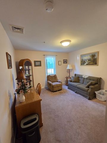 968 Geraldine St 1A, New Bedford, MA 02740