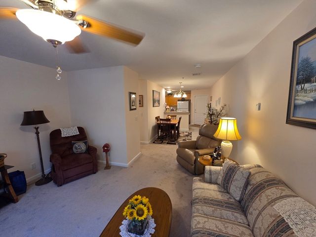 968 Geraldine St 1A, New Bedford, MA 02740