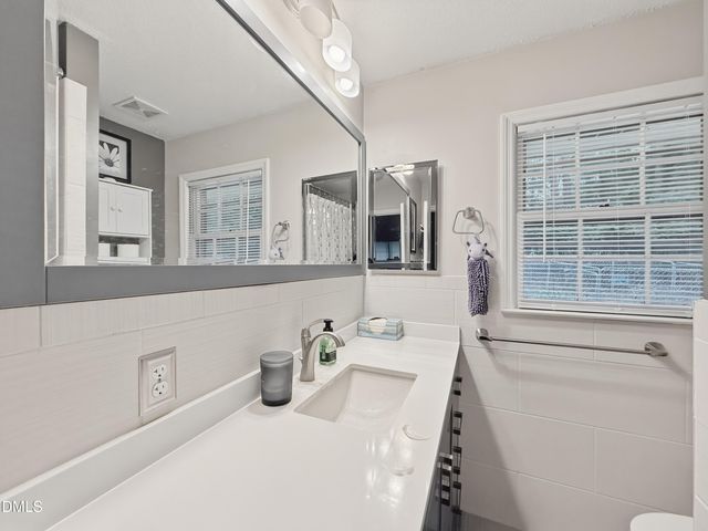 86a Willow Way, Chapel Hill, NC 27516