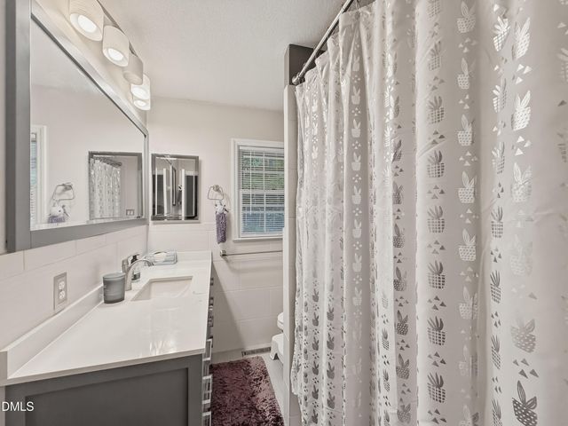 86a Willow Way, Chapel Hill, NC 27516