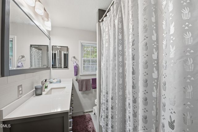 86a Willow Way, Chapel Hill, NC 27516