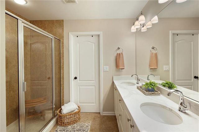 5010 Manchester Circle, Roswell, GA 30075