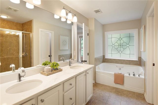 5010 Manchester Circle, Roswell, GA 30075