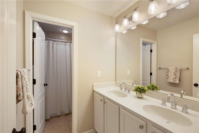 5010 Manchester Circle, Roswell, GA 30075