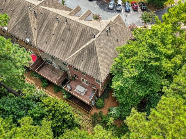 5010 Manchester Circle, Roswell, GA 30075