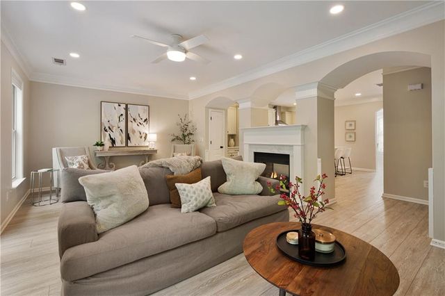 5010 Manchester Circle, Roswell, GA 30075