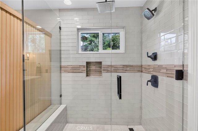 5943 Salamea Avenue, Woodland Hills, CA 91367