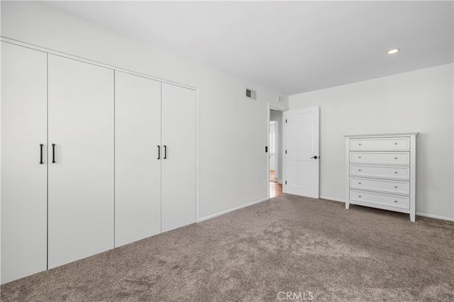 5943 Salamea Avenue, Woodland Hills, CA 91367