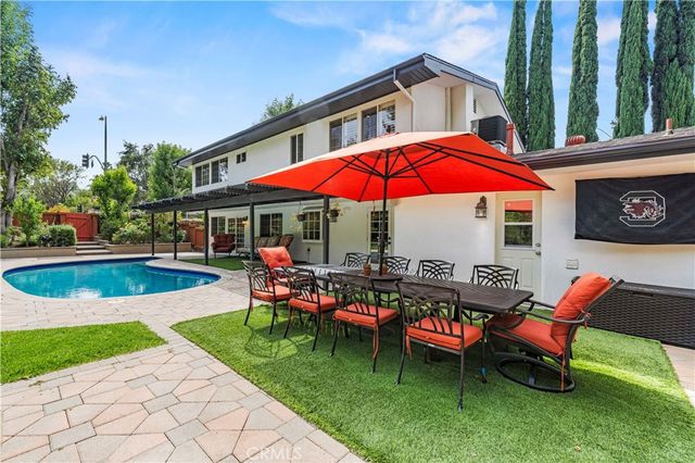 5943 Salamea Avenue, Woodland Hills, CA 91367