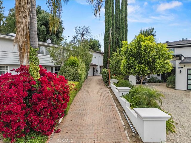 5943 Salamea Avenue, Woodland Hills, CA 91367