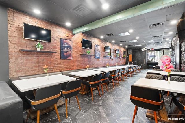 246 Mulberry Street, Newark, NJ 07102