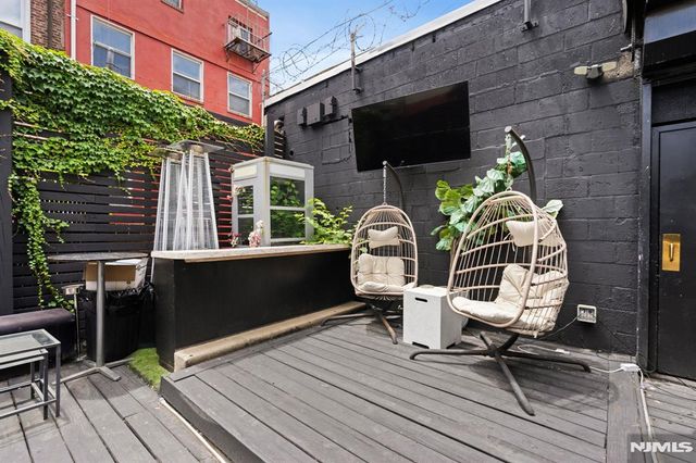 246 Mulberry Street, Newark, NJ 07102