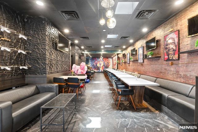 246 Mulberry Street, Newark, NJ 07102