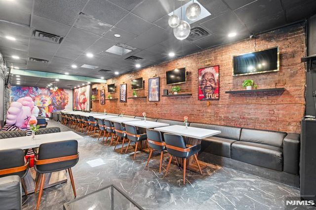 246 Mulberry Street, Newark, NJ 07102