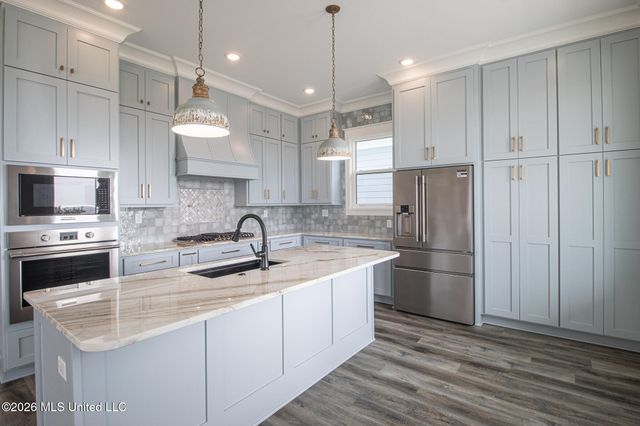 4731 W Beach Boulevard, Gulfport, MS 39501