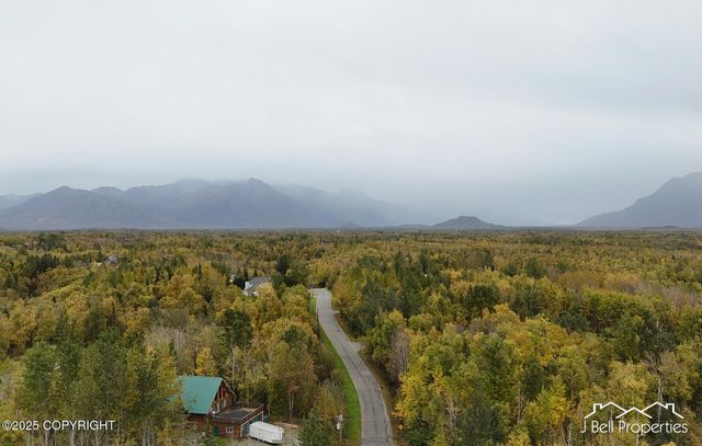 L6A S Baroness Lane, Palmer, AK 99645