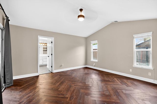 724 Robin Dr, Merced, CA 95340