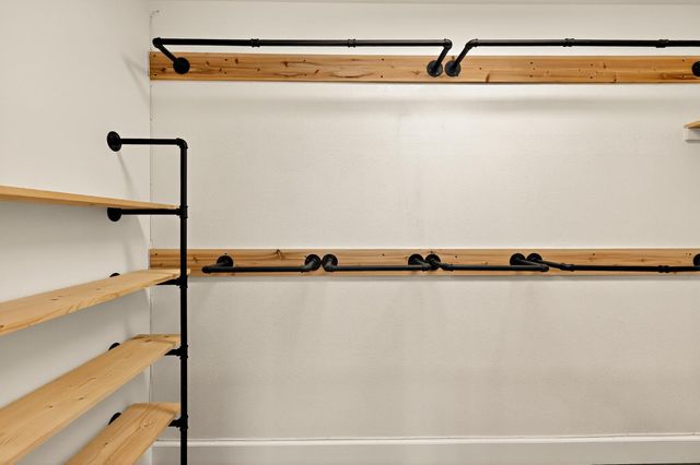 724 Robin Dr, Merced, CA 95340