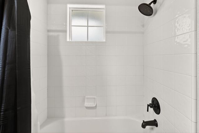 724 Robin Dr, Merced, CA 95340