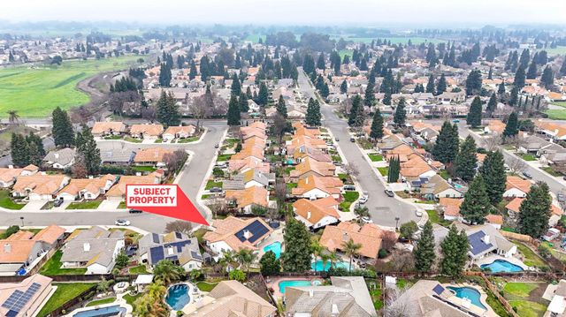 724 Robin Dr, Merced, CA 95340