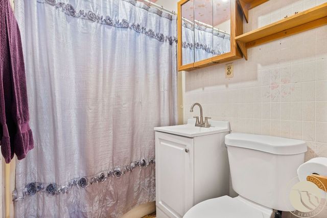 402 Second Avenue W, Ryegate, MT 59074