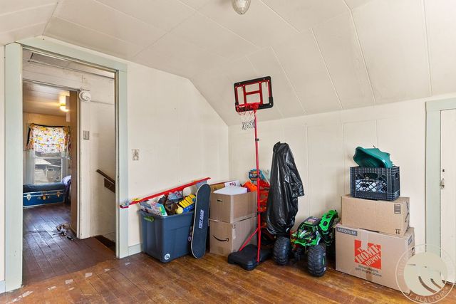 402 Second Avenue W, Ryegate, MT 59074