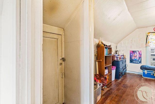 402 Second Avenue W, Ryegate, MT 59074