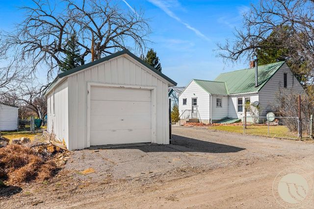 402 Second Avenue W, Ryegate, MT 59074