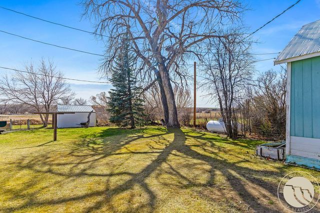 402 Second Avenue W, Ryegate, MT 59074