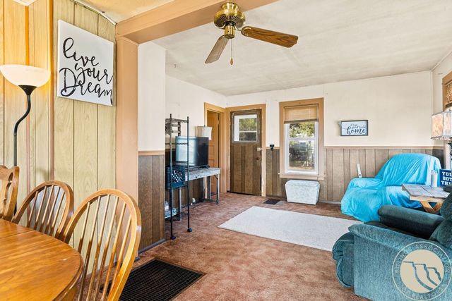 402 Second Avenue W, Ryegate, MT 59074