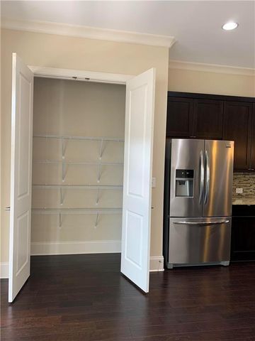 511 Alden Dr, Decatur, GA 30030