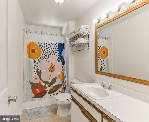 230 RUTLAND AVE, Mount Holly, NJ 08060