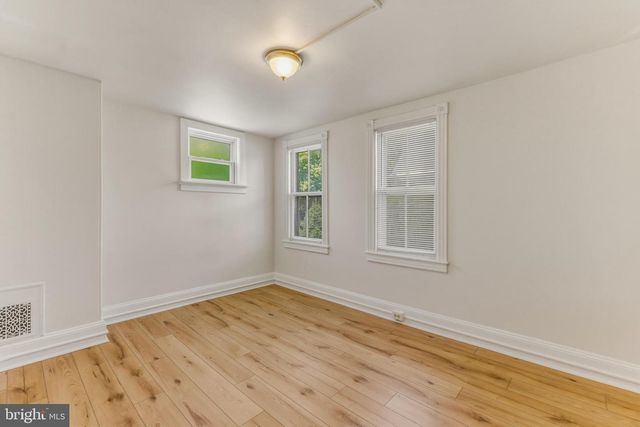 230 RUTLAND AVE, Mount Holly, NJ 08060