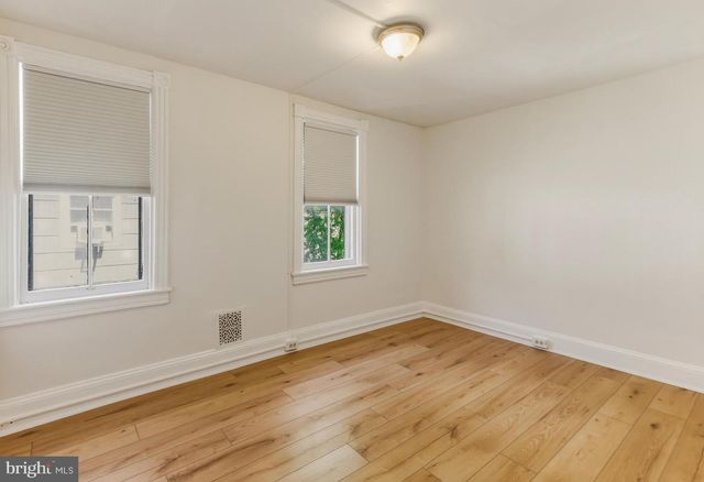 230 RUTLAND AVE, Mount Holly, NJ 08060