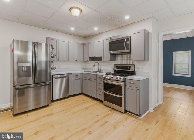 230 RUTLAND AVE, Mount Holly, NJ 08060