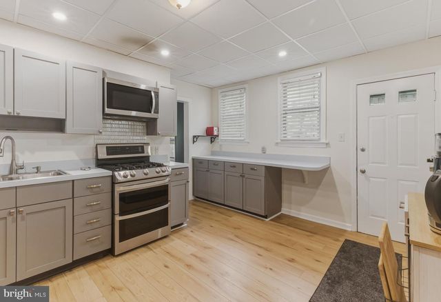 230 RUTLAND AVE, Mount Holly, NJ 08060