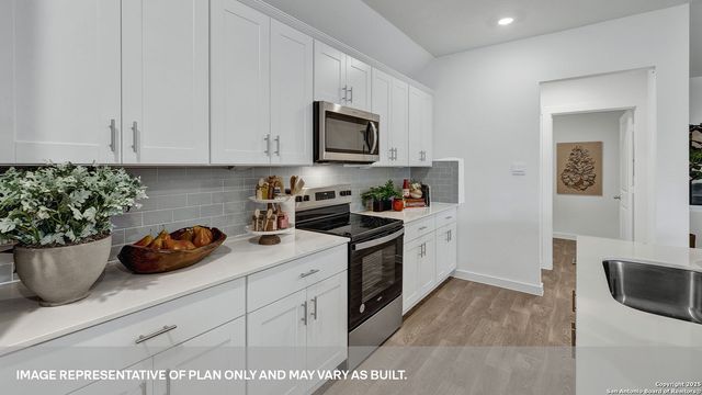174 TEAL STREET, Fredericksburg, TX 78624